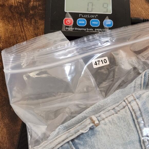 Madewell Relaxed Denim Shorts Women 30 Light Blue Cut-Off Frayed Hem - Picture 15 of 15